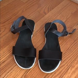 Black strap sandals